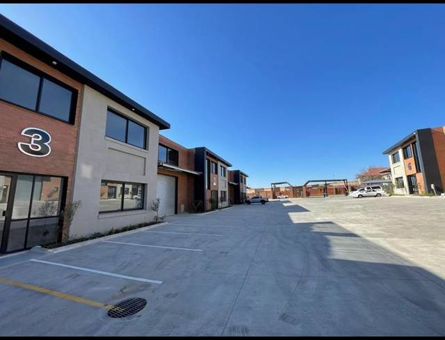 INDUSTRIAL PROPERTY TO RENT IN SAMRAND BUSINESS PARK